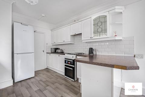 5 bedroom terraced house to rent, Alloa Road, London SE8
