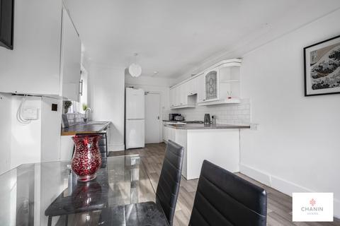 5 bedroom terraced house to rent, Alloa Road, London SE8
