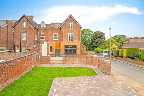 4 bedroom townhouse for sale, Lumley Road, Chester, CH2