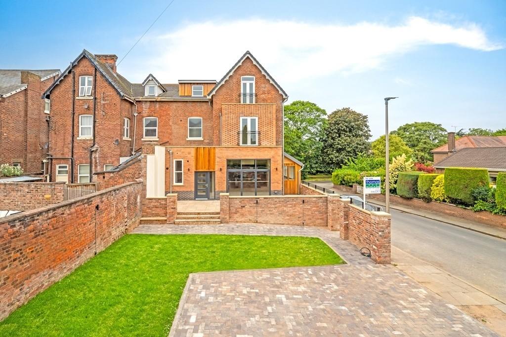 Liverpool Road Town House External Garden