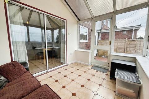 3 bedroom semi-detached house for sale, Charnwood Road, Birmingham B42