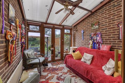 12 Dowgate Close, Tonbridge, TN9 2EL