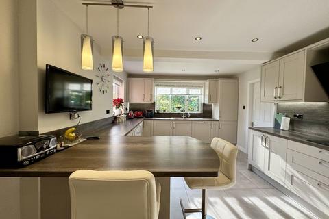2 Station Road, Waltham, Grimsby, DN37 0PP