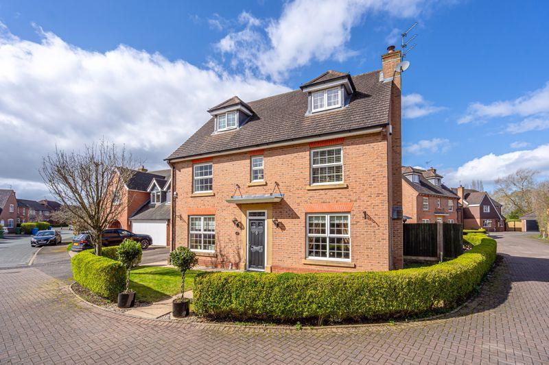 Old Farm Drive, Codsall, Wolverhampton 4 bed detached house for sale