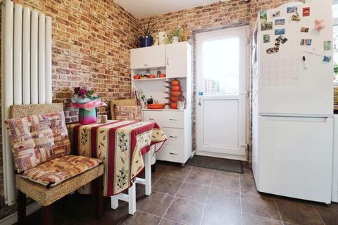 15 Webb Close, Slough, SL3 7SQ
