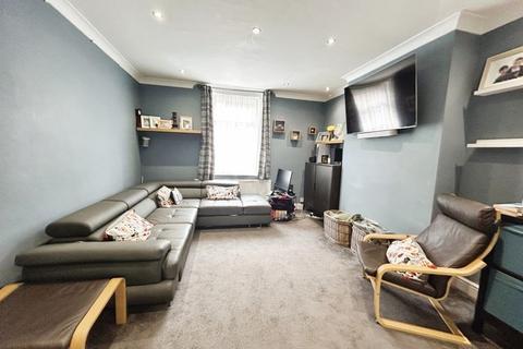 4 bedroom end of terrace house for sale - Cross View, Exeter