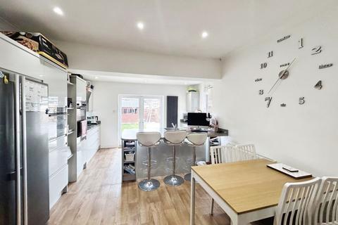 4 bedroom end of terrace house for sale, Cross View, Alphington, Exeter