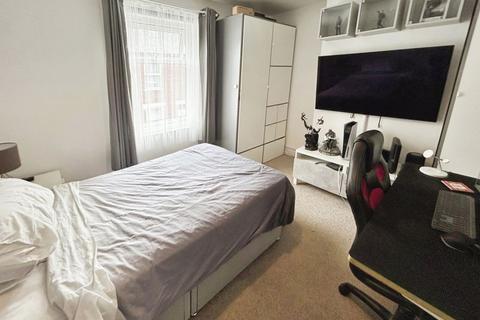 21 Cross View, Exeter, EX2 8SL