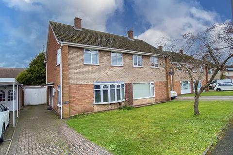 3 bedroom semi-detached house for sale - Chartwell Drive, Wolverhampton
