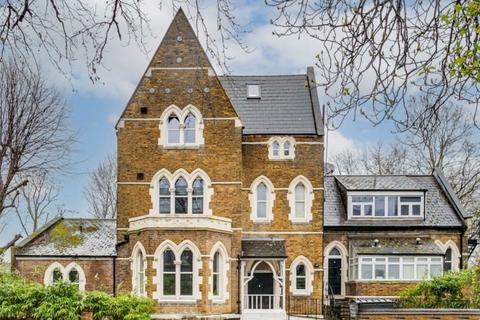 1 bedroom apartment to rent, Crescent Road, Crouch End, London