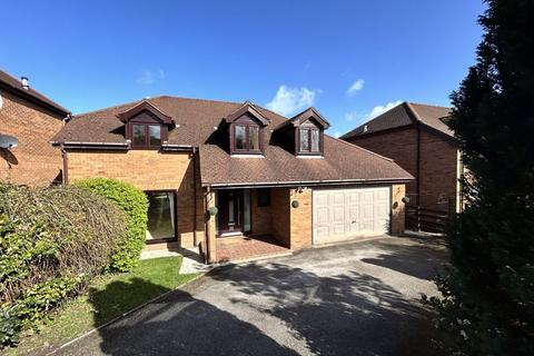5 bedroom detached house for sale, Pen Y Bryn Road, Upper Colwyn Bay