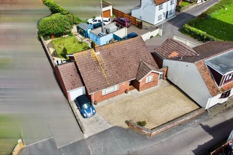 3 bedroom detached bungalow for sale - Church Lane, Westonzoyland - FANTASTIC ORDER THROUGHOUT