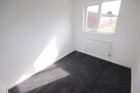 68 Oak Croft, Birmingham, B37 5AU