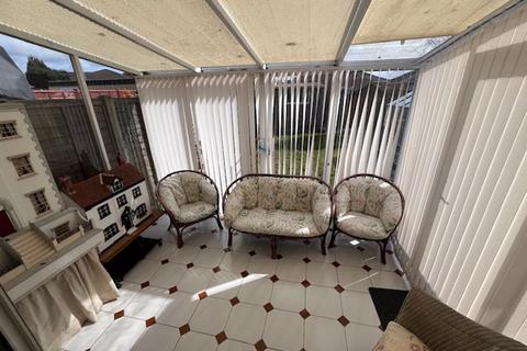 102 Lechlade Road, Great Barr, Birmingham, B43 5NG