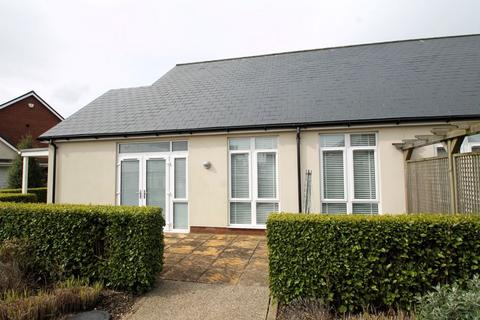 2 bedroom semi-detached bungalow for sale, Hawkinge, Folkestone