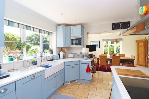 5 bedroom detached house for sale, Flatford Lane, East Bergholt