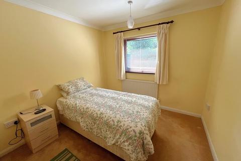 12 Antingham Drive, North Walsham, NR28 9BE