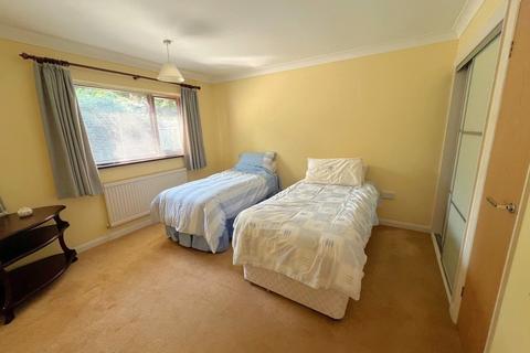 12 Antingham Drive, North Walsham, NR28 9BE