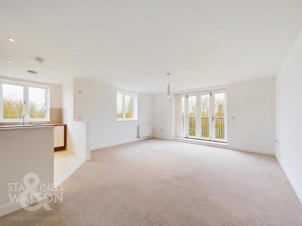 Waterside Drive, Ditchingham, Bungay 2 bed apartment for sale £175,000