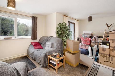 2 bedroom apartment for sale, Falkland Way, Teignmouth