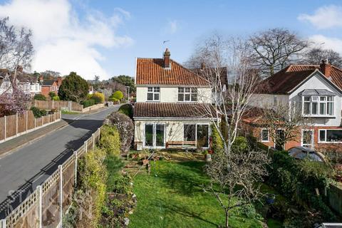 3 bedroom detached house for sale, Hillside Road, Thorpe St. Andrew, Norwich