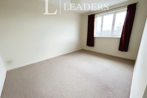 2 bedroom flat to rent, Speedwell Close, CB1