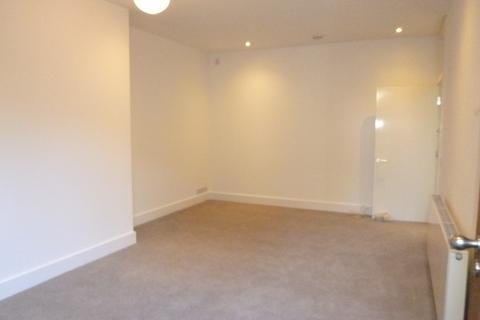 2 bedroom apartment to rent, St Johns Road, Sevenoaks, TN13
