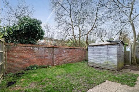 27 Windrush Close, Downhead Park, Milton Keynes, MK15 9BN