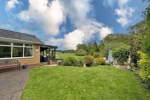 4 bedroom detached house for sale, Baldwin Way, SWINDON