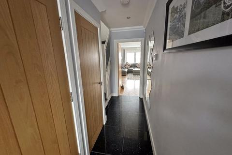 4 bedroom end of terrace house for sale - Aveley
