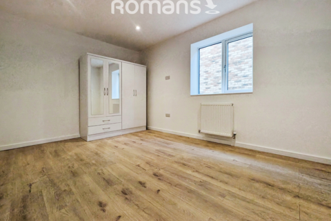 1 bedroom apartment to rent, West Wycombe Road