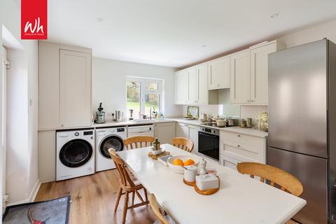 4 bedroom detached house for sale, Glen Rise, Brighton