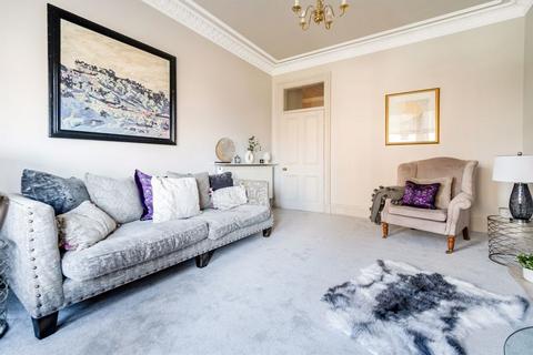 2 bedroom apartment for sale, 14/1 Comely Bank Avenue, Edinburgh