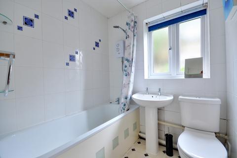 1 bedroom flat to rent - Pages Lane, Uxbridge, Middlesex UB8 1XT