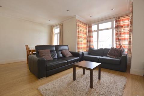 2 bedroom maisonette to rent, Butler Road, West Harrow