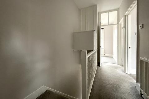 1 bedroom maisonette to rent, Abbey Road, South Wimbledon