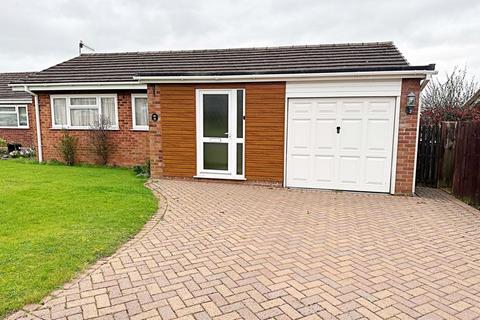 3 bedroom bungalow for sale - Willow Close, Pershore
