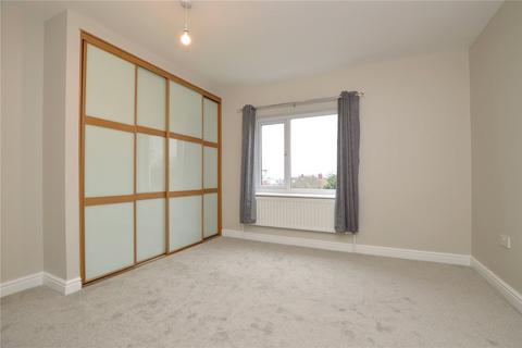 3 bedroom semi-detached house for sale - South Drive, Farsley, Pudsey, West Yorkshire