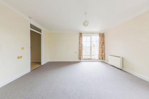 1 bedroom flat for sale, Weatherby Gardens, Hook RG27