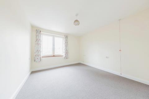 1 bedroom apartment for sale, Cedar Lodge  (Hartford Court/Pegasus, Hartley Wintney RG27