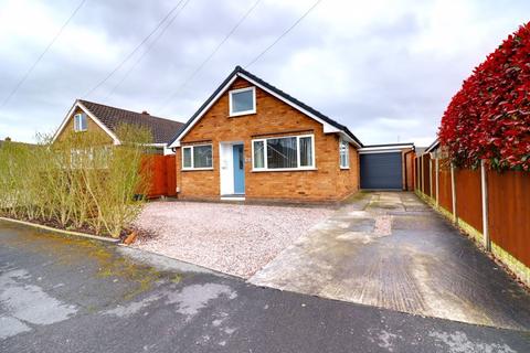 3 bedroom bungalow for sale - Berry Road, Stafford ST16