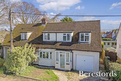 4 bedroom semi-detached house for sale, The Chase, Barnston, CM6