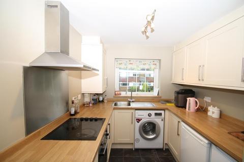 2 bedroom flat to rent, The Lane, Alwoodley, Leeds, West Yorkshire, LS17