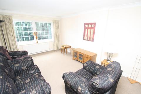 2 bedroom flat to rent - The Court, The Lane, Leeds, West Yorkshire, UK, LS17