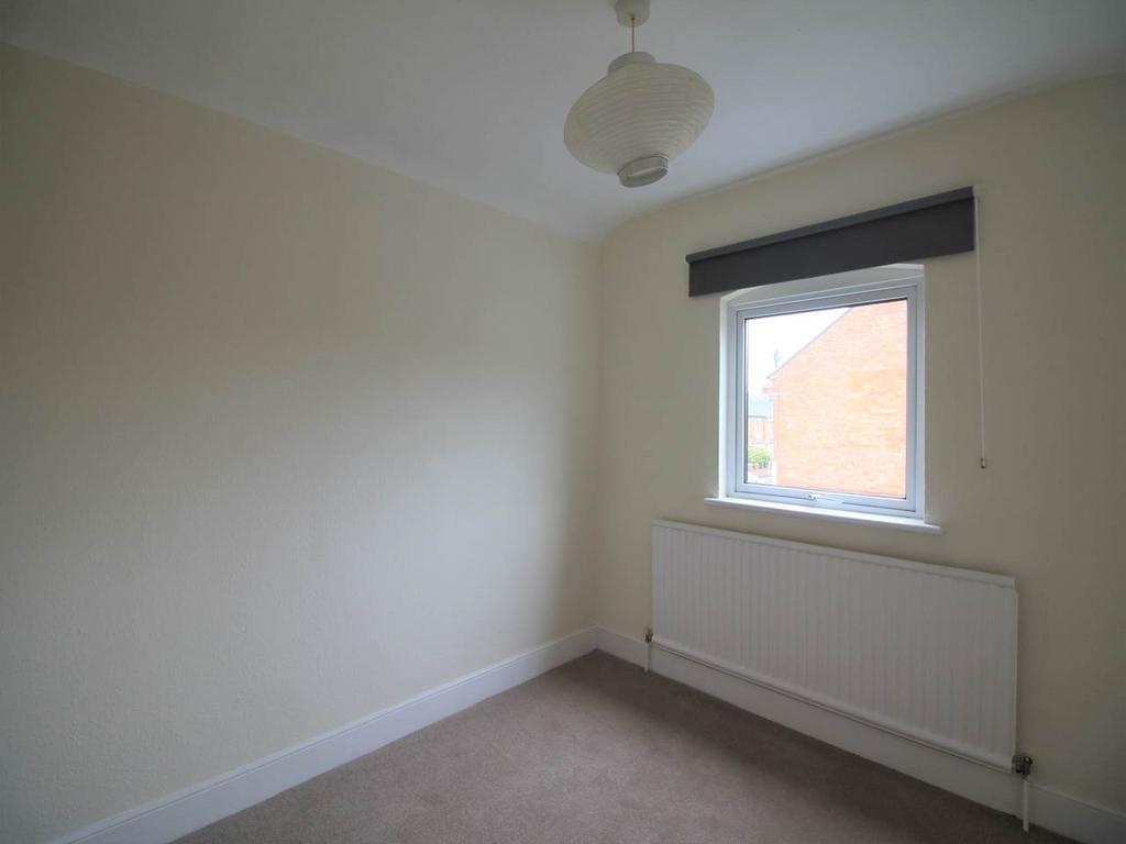 Back bedroom 2