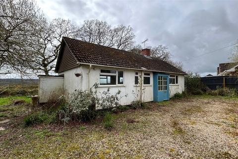 3 bedroom bungalow for sale - Rockbeare Hill, Rockbeare, Exeter, Devon, EX5