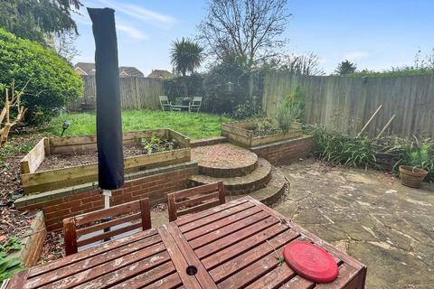 Flat 2, 12 Campden Road, South Croydon, CR2 7EN