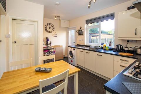 3 bedroom semi-detached house for sale - Garendon Road, Shepshed, Loughborough, Leicestershire, LE12 9NX