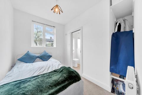 1 bedroom flat for sale, Wellmeadow Road, London SE13