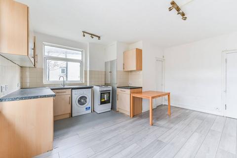 1 bedroom flat to rent, St Augustines Avenue, South Croydon, CR2